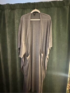 Women's Gray Open-Front Draped Vest with Pockets